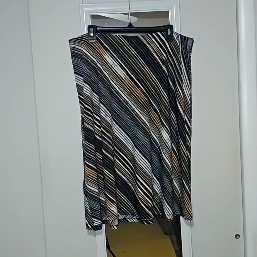 Striped Knee Length Skirt